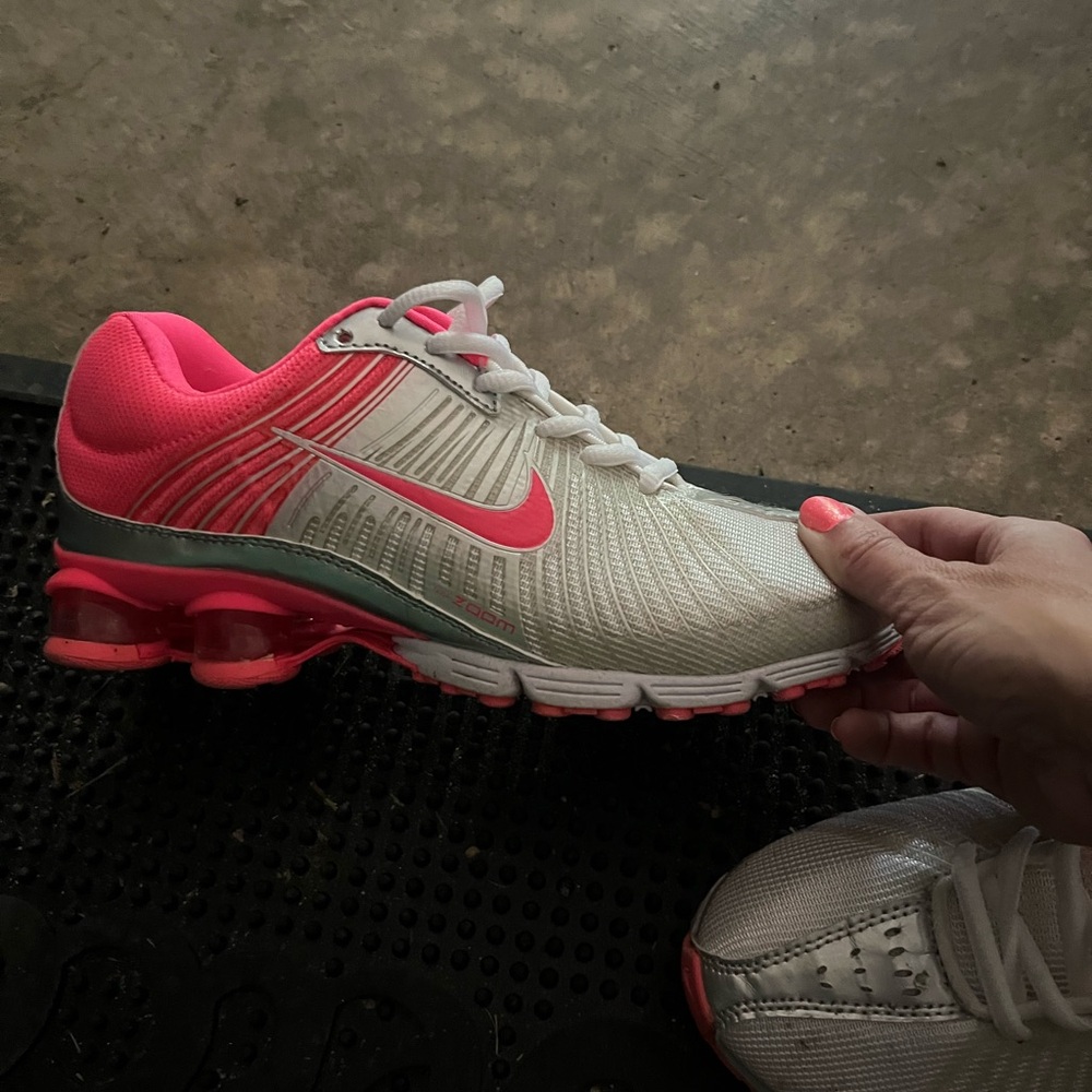 Nike zoom size 8